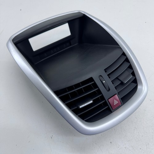Peugeot 207 air vent - peugeot,