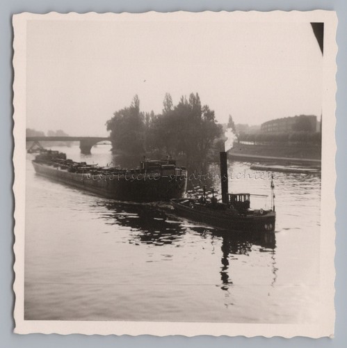 Steamer tugboat with cargo - tugboat,
