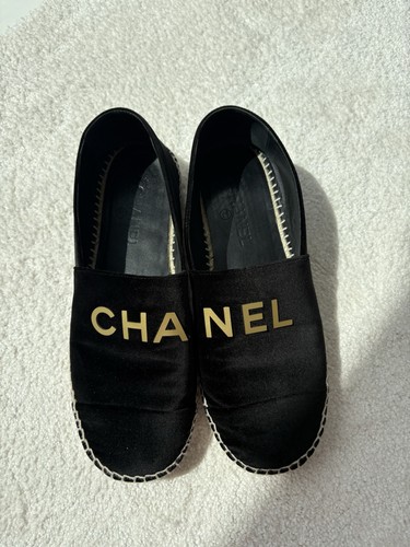 Chanel black ballet flats - black,