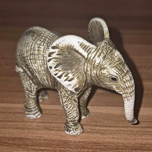 Elephant ornament figurine - elephant,