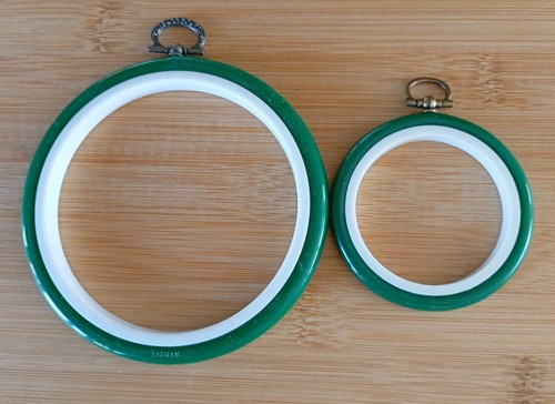 Green circular flexi hoop - 2,
