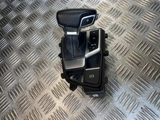 16-19 AUDI A4 B9 2.0 PETROL AUTO GEAR STICK/KNOB/GAITER 8W2713111C