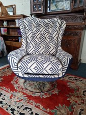 Mid Century Swivel Ascent