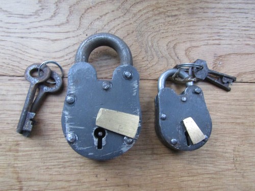 Cast iron padlock working - iron,