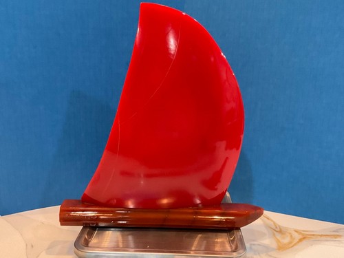Beautiful bakelite - ———-beautiful,