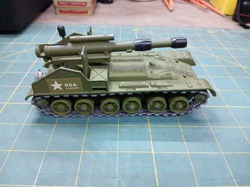 Dinky 155mm mobile gun - mobile,