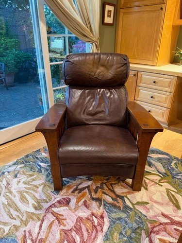 Stickley bustle back bow - bustle,