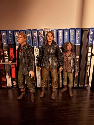 The hunger games neca - of, 3