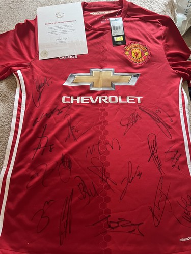 Manchester united signed - manchester,