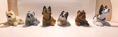 Car ornaments shaking - shaking, dog