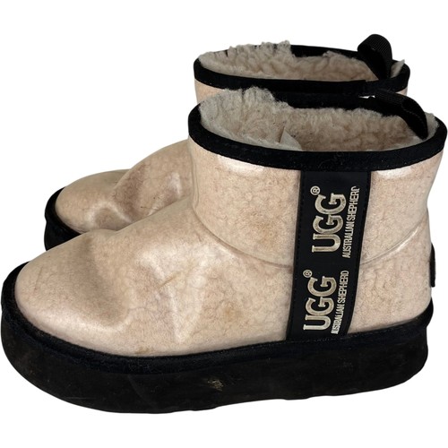 Ugg australian shepherd - australian,