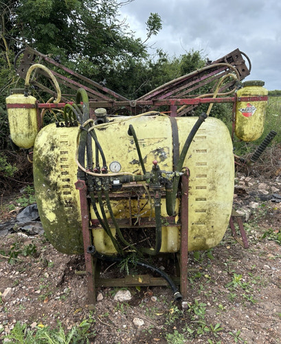 Hardi tractor mounted - hardi, boom