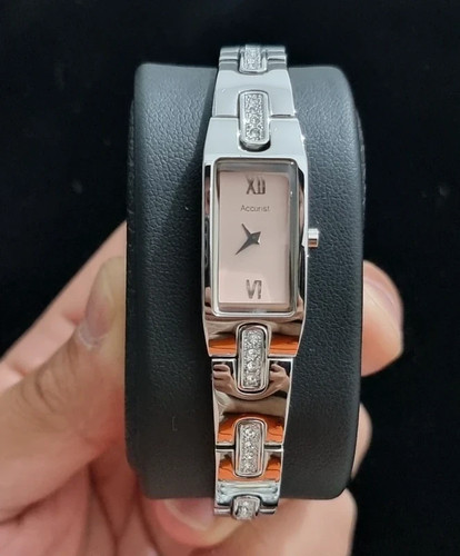 Accurist with bracelet - with,