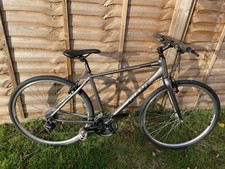 19" Medium Giant Escape 2 Hybrid Bike (Serviced)- Can Deliver**