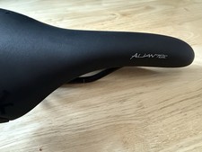 New Fizik Aliante Road Bike