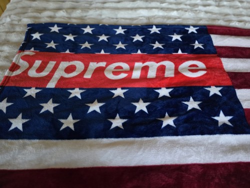 Supreme throw american - 60×48",