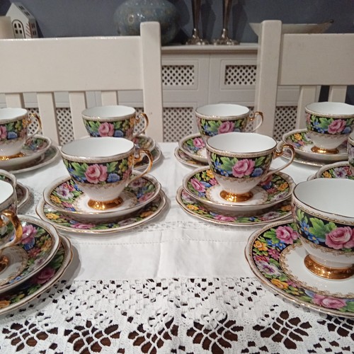 Beautiful set trios - 9, of