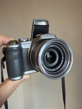 Panasonic LUMIX DMC-FZ18 8.1MP