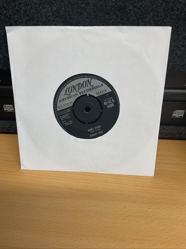 Bobby vee how - vee,