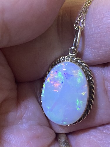 Stunning vintage 9ct yellow - stunning,