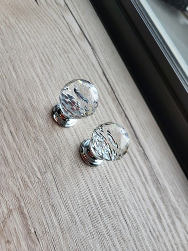 Pair crystal style knobs - pair,