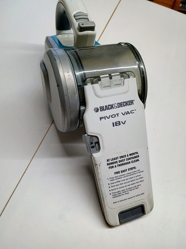 Black decker pivot vac 18v - black, &