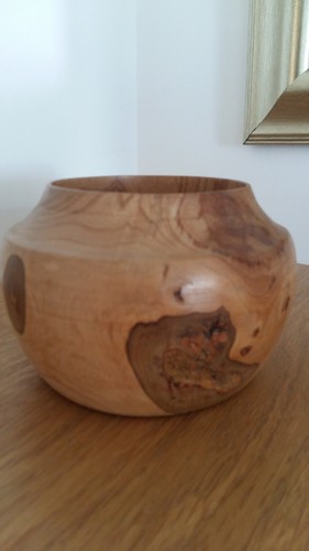 Handturned heavy bottom - handturned,