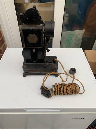Vintage 1930s pathescope cine - pathescope,