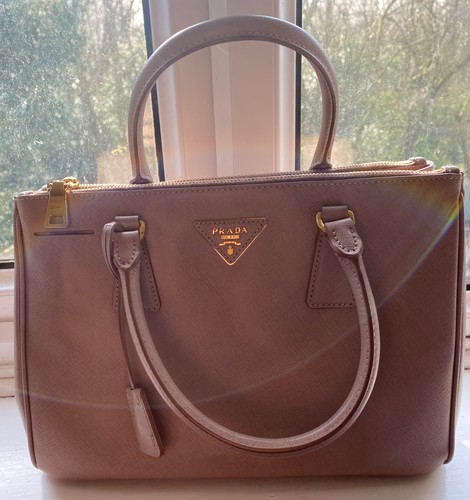 Prada saffiano luxe - luxe, leather