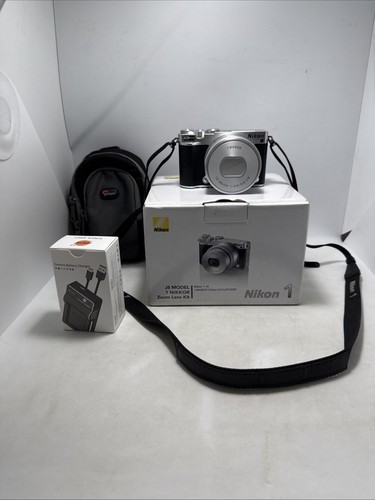 Nikon mirrorless double - j5,