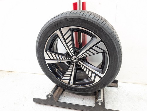 Alloy wheel tyre - zs,