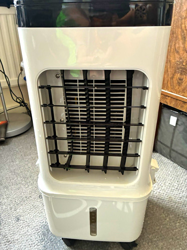 Portable evaporative cooler - portable,