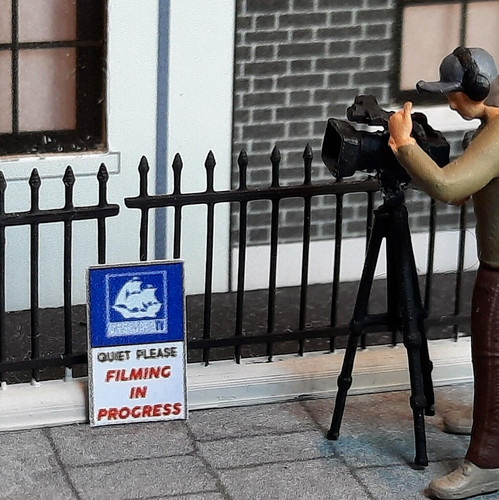 Gauge westward filming - gauge,