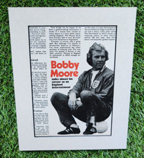 BOBBY MOORE ENGLAND 1966 WORLD