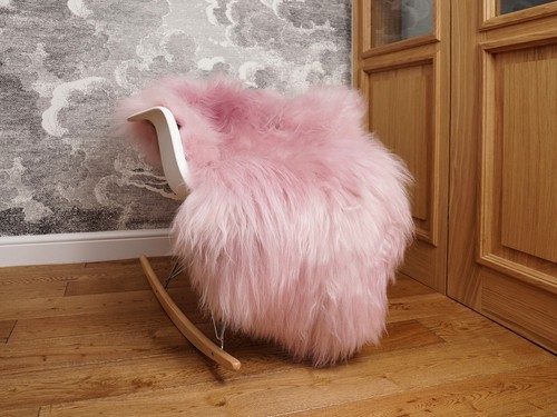 Big sheepskin pink rugs throw - big,