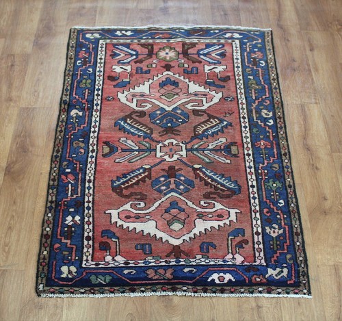 Old wool hand made - old,