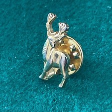 Small Golden STAG lapel/tie/bag pin badge Hunting, fishing, mythology, religion