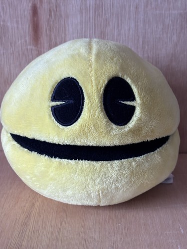 Pac man stuffed plush - 6”,