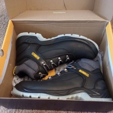 DEWALT Laser Boot S1P SRC