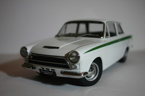 Autoart lotus cortina mk1 - 1/18,