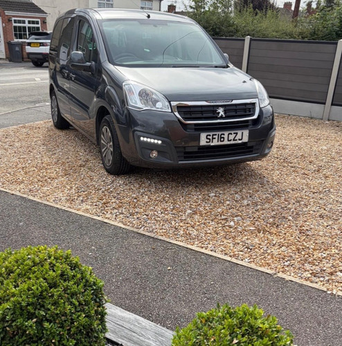 Peugeot 2016 partner tepee - peugeot,