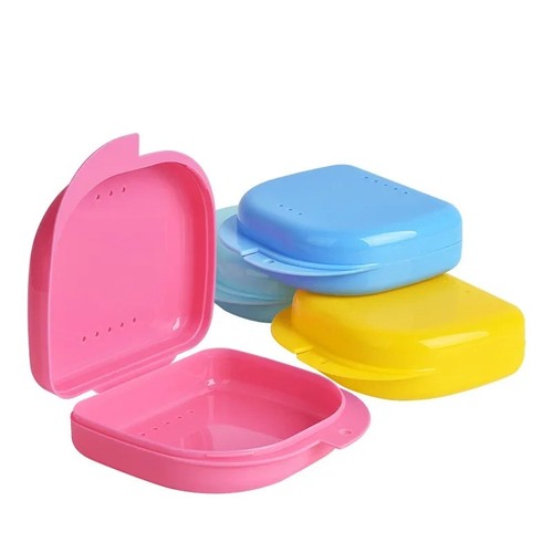 Orthodontic retainer box teeth - box,