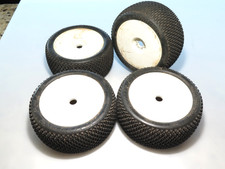 1:8 Truggy Proline Caliber mounted tires wheels (4)