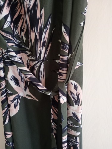 Select green and pink - select, belt