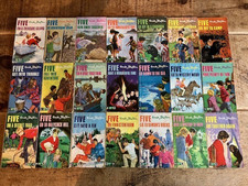 Enid Blyton FAMOUS FIVE