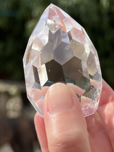 Clear quartz hand faceted - clear,