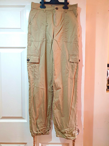 Beige cargo trousers flat - cargo,