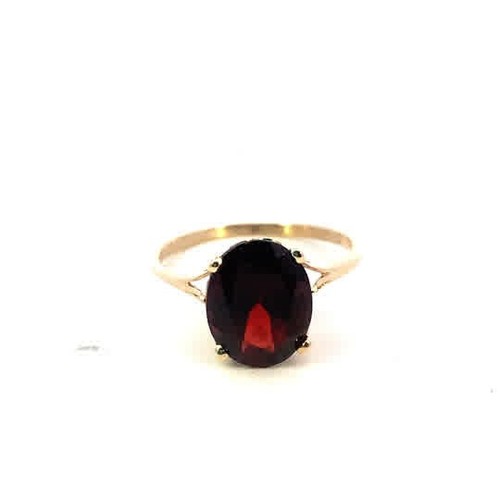 10k yellow gold oval garnet - oval,