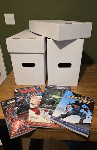 Random comics graphic novel - dc,