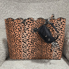 Betsey Johnson Leopard print
